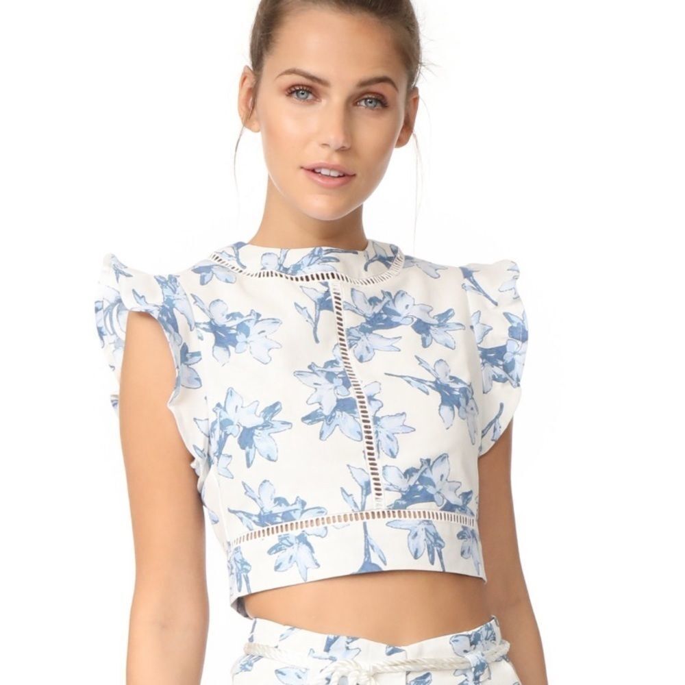 J.O.A. Ruffle floral open back top - Picture 2 of 7